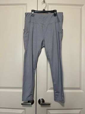 Danskin Heather Gray Girls' Performance Leggings with Side Pockets